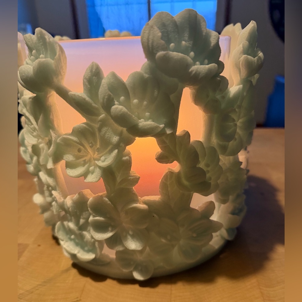 HOMEWORX - Floral Embossed Candle Holder - Picture 4 of 5